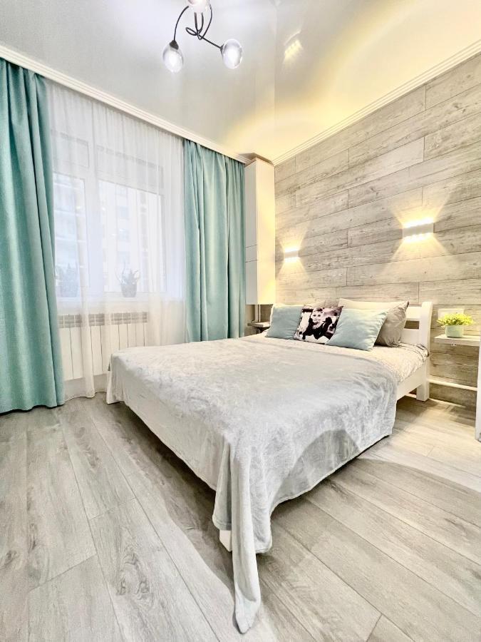 Tiffany Apartment Irpin Bagian luar foto
